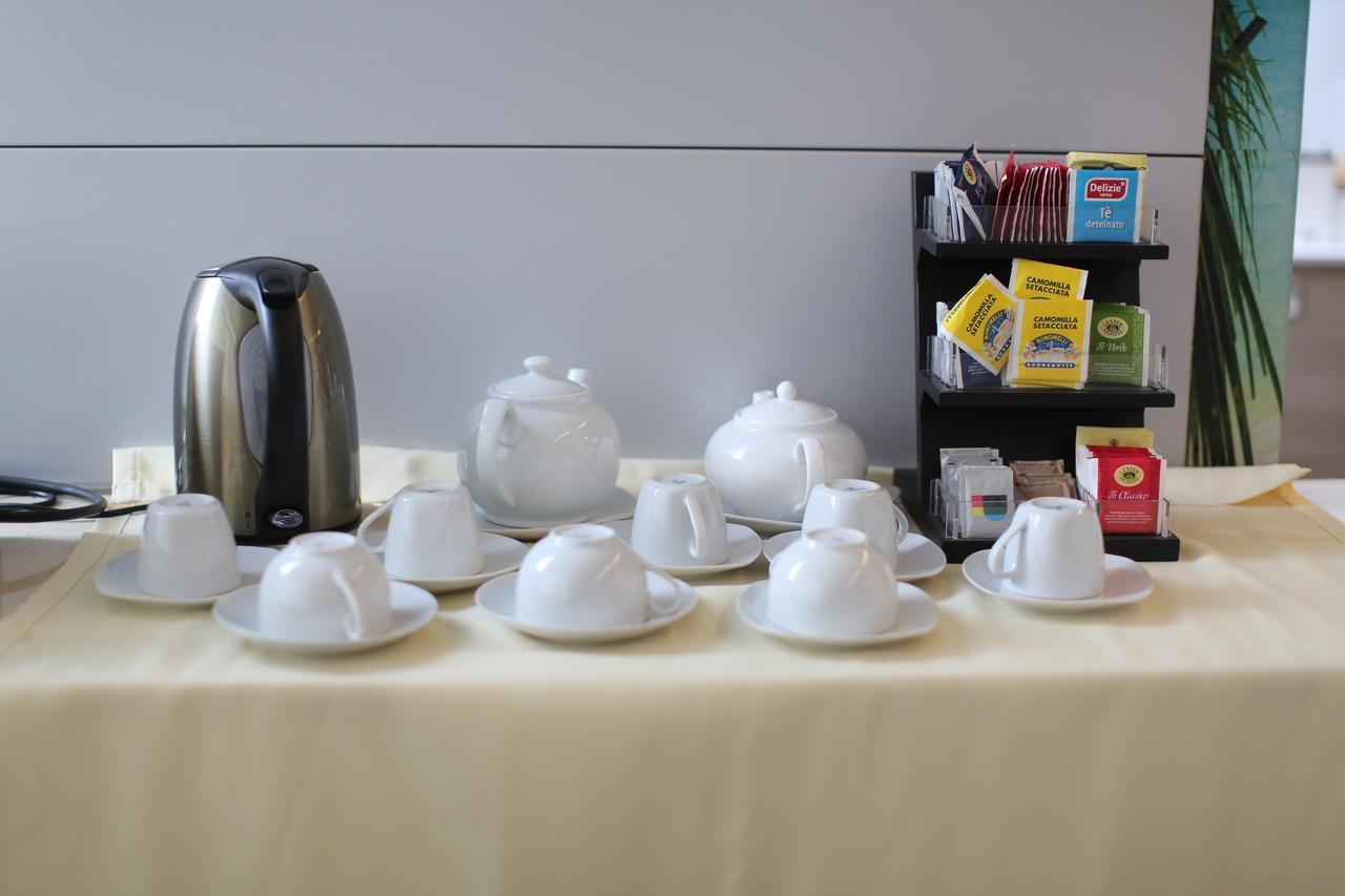 Hotel Eubea レッジョ・ディ・カラブリア エクステリア 写真