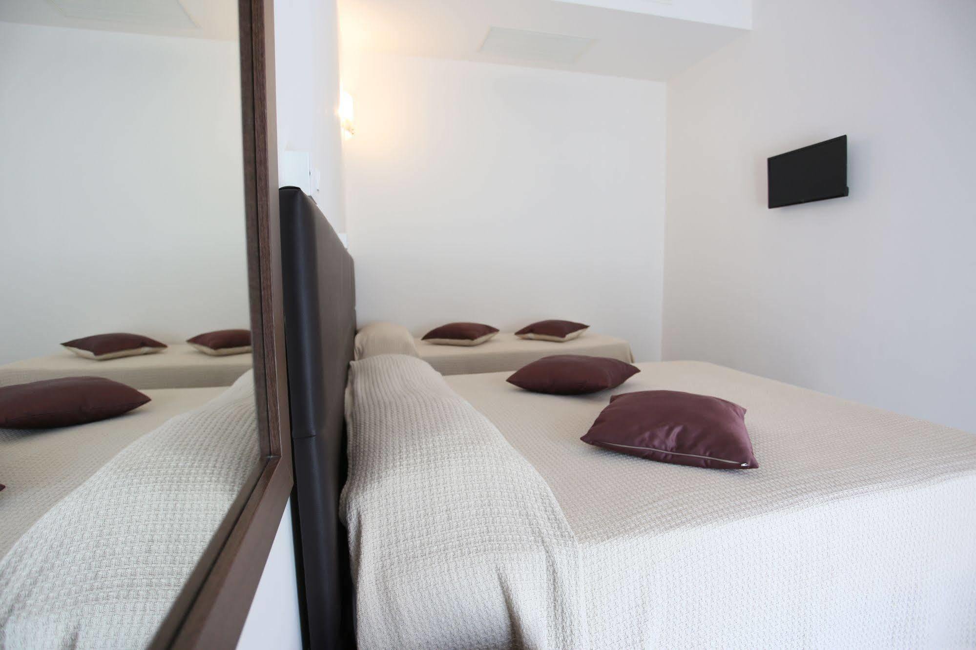 Hotel Eubea レッジョ・ディ・カラブリア エクステリア 写真